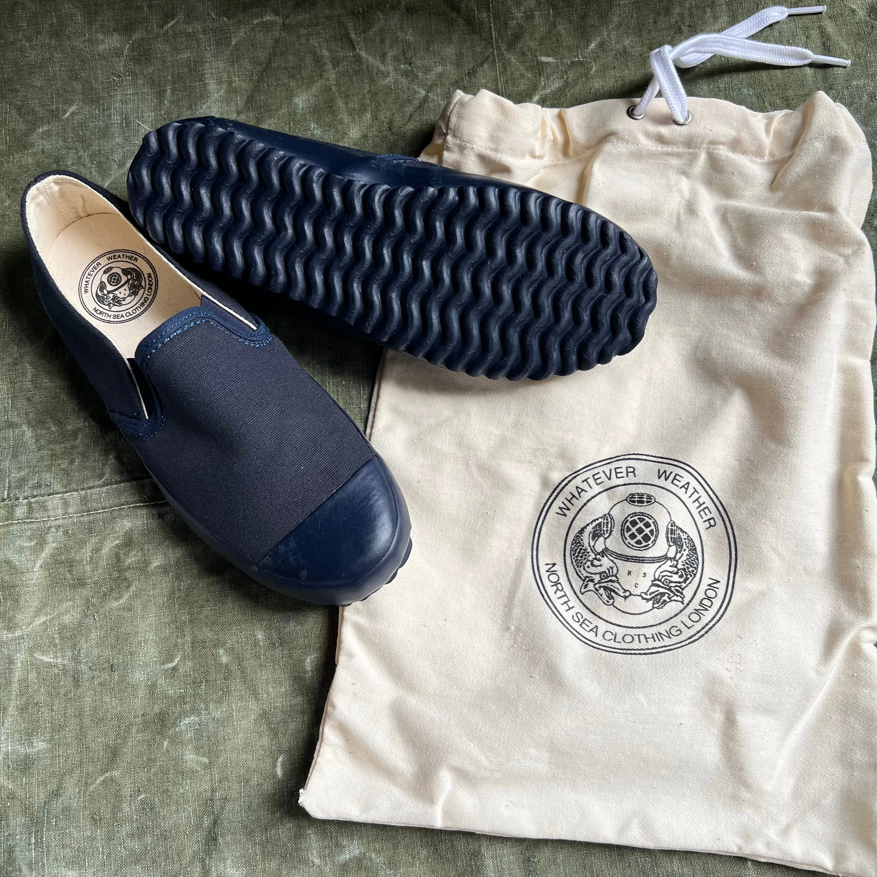 ARCHIVE SALE - MK 1 SLIP-ON, NAVY/NAVY