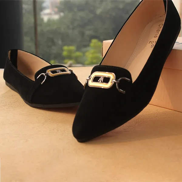 Black Velvet Pumps for women