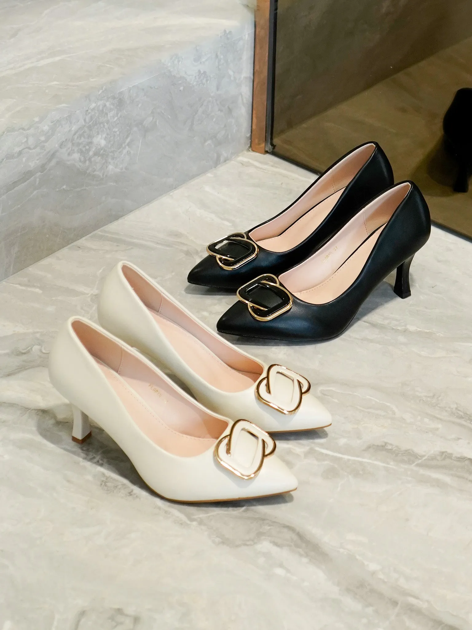 Floryn Heel Pumps