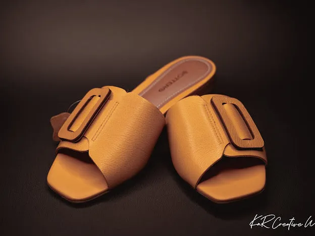 Leather metallic Roma Mustard