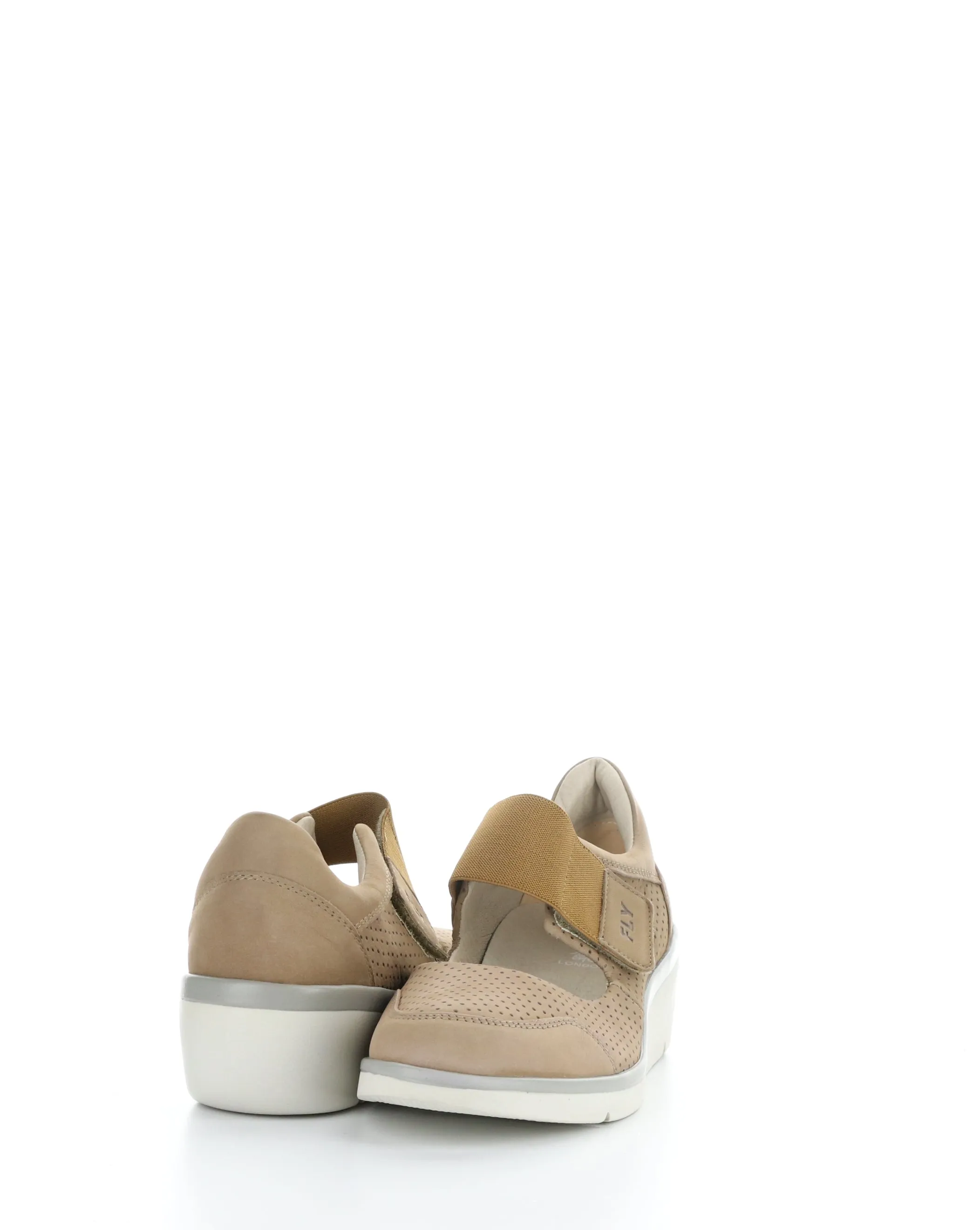 NAJE583FLY 003 SAND Velcro Shoes