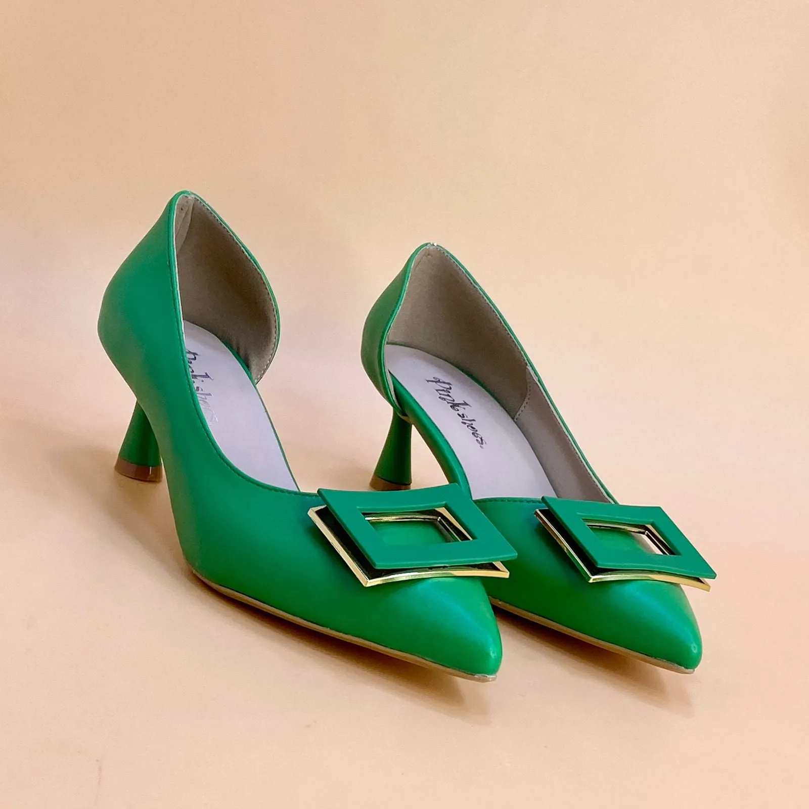 NEW ,  WOMEN SHOES HEELS W304