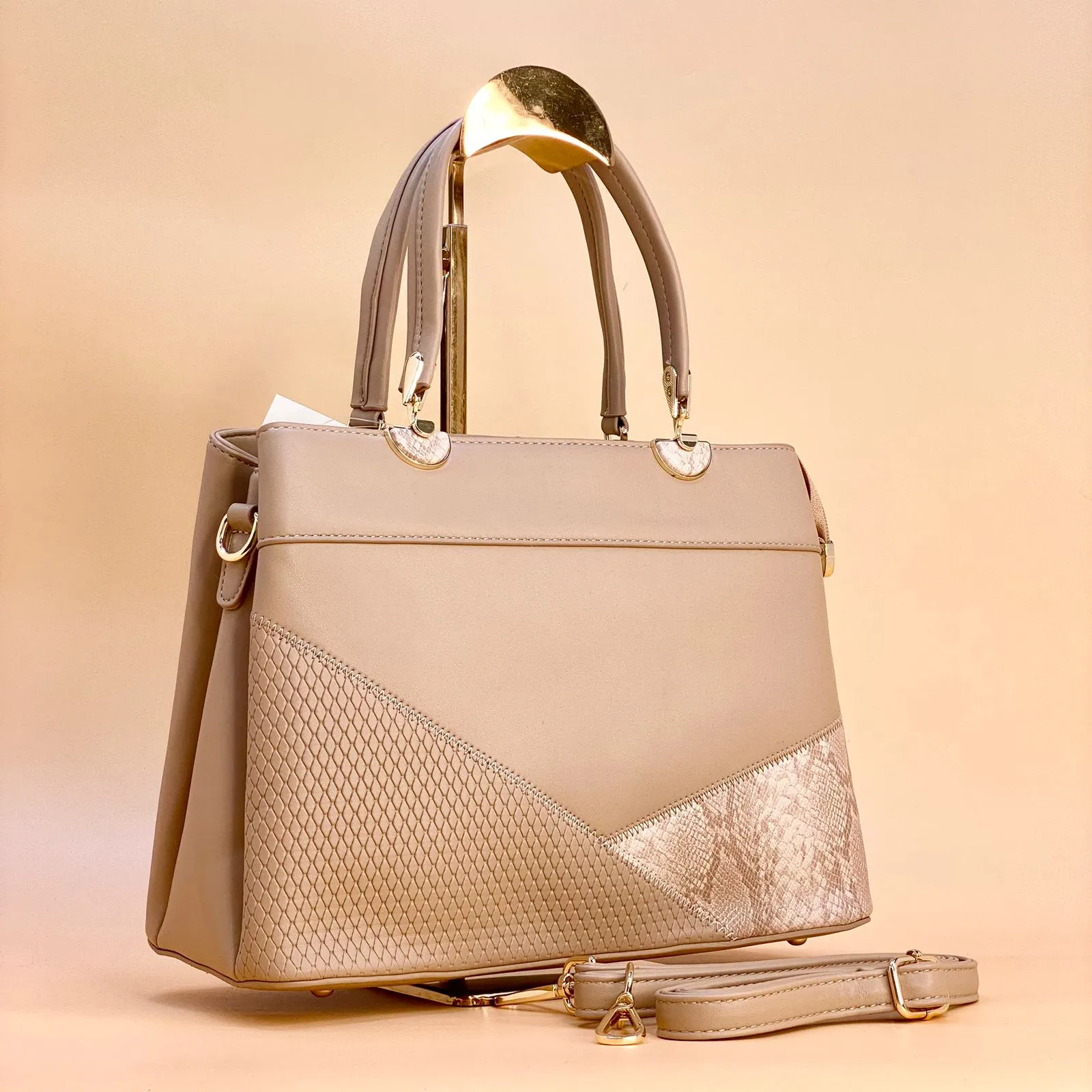 NEW 2024 ,  WOMEN HANDBAGS B511