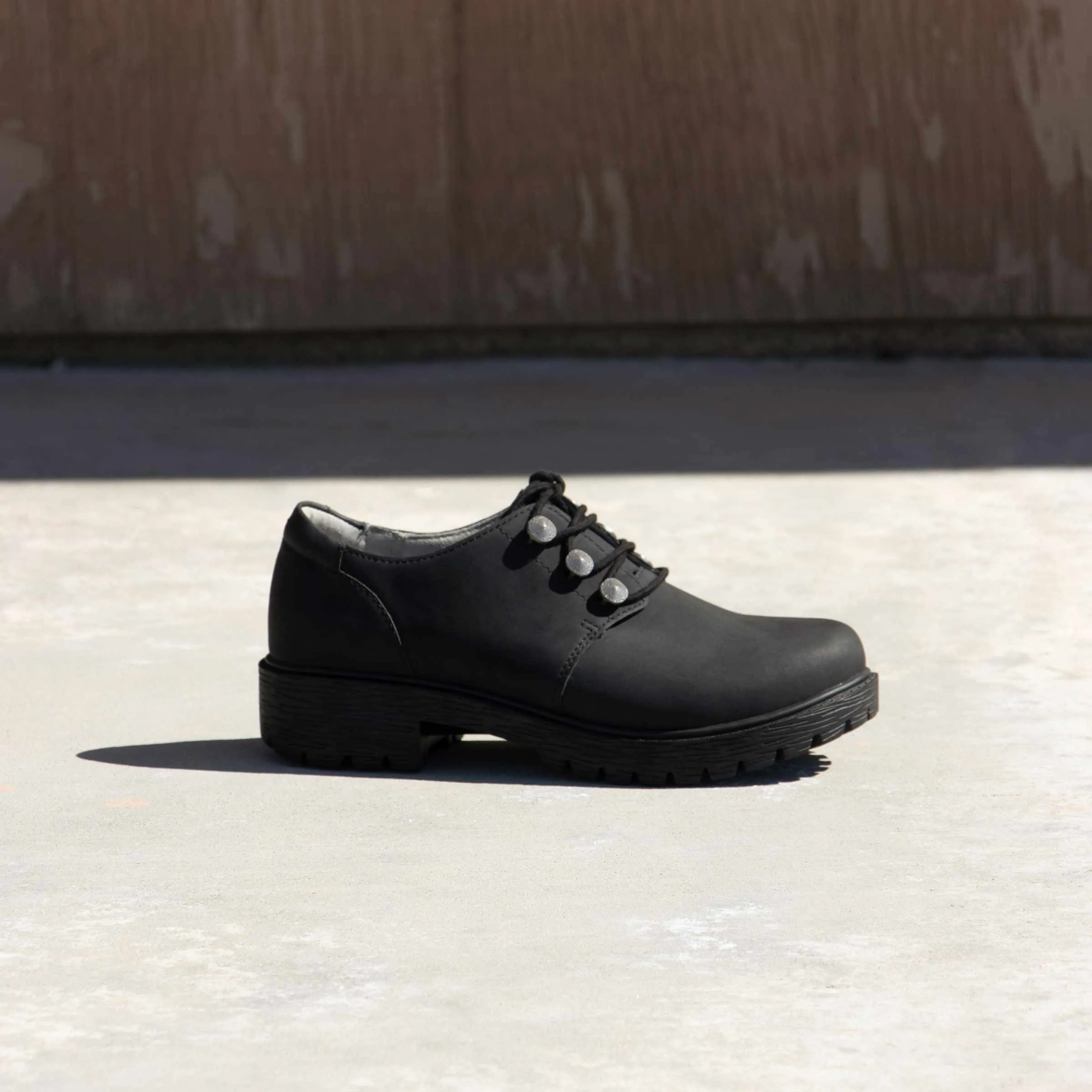 Resa Relaxed Tar Shoe