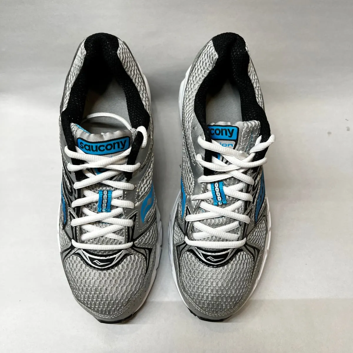 SAUCONY Women's Grid Cohesion 6 -Silver/ Lt. Blue- Running Shoe -Preowned