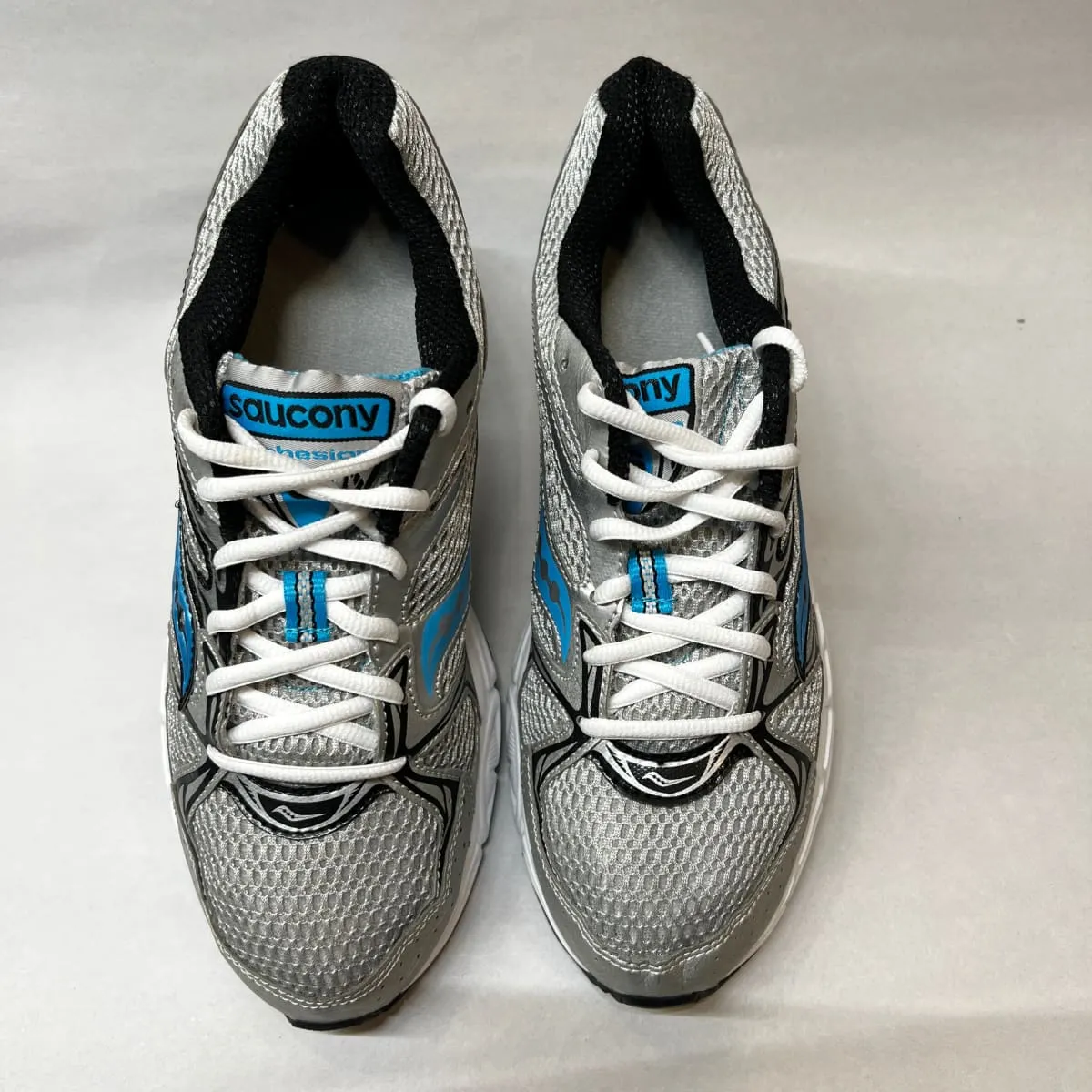 SAUCONY Women's Grid Cohesion 6 -Silver/ Lt. Blue- Running Shoe -Preowned