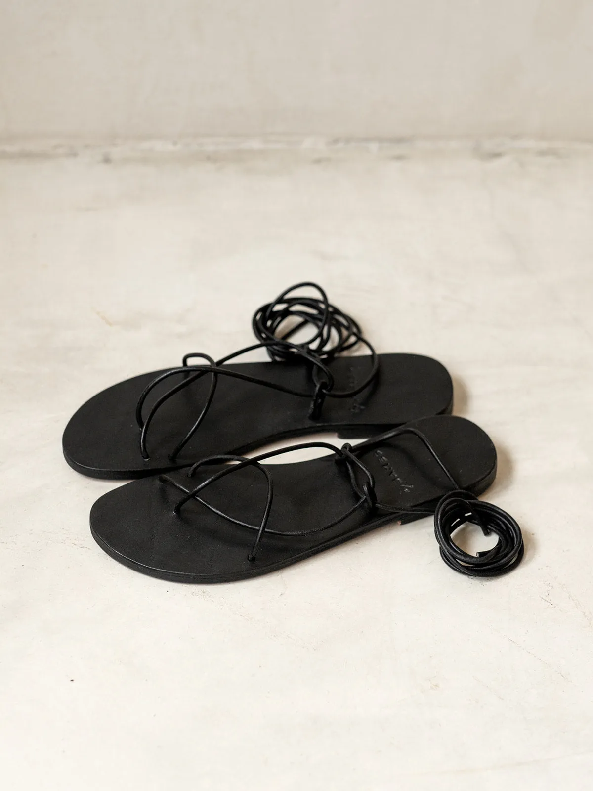 Thais Sandal